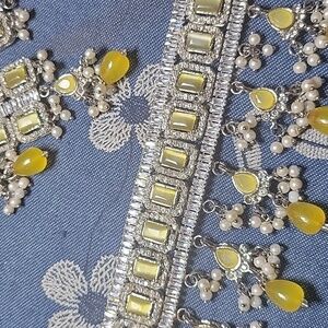 Silver yellow necklace set